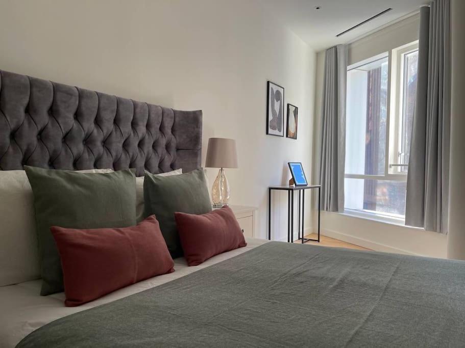 Luxury 3 Bed 3 Bath In Apartamento